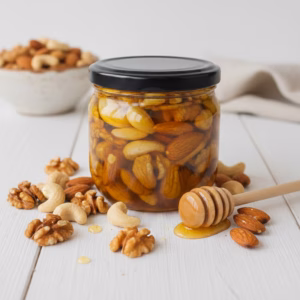 Буркан пчелен мед с орехи, кашу, бадем и лешник 500 гр.